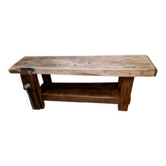 Woodworking bench