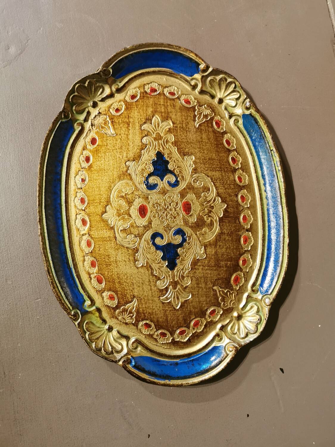 Trio of vintage Florentine trays