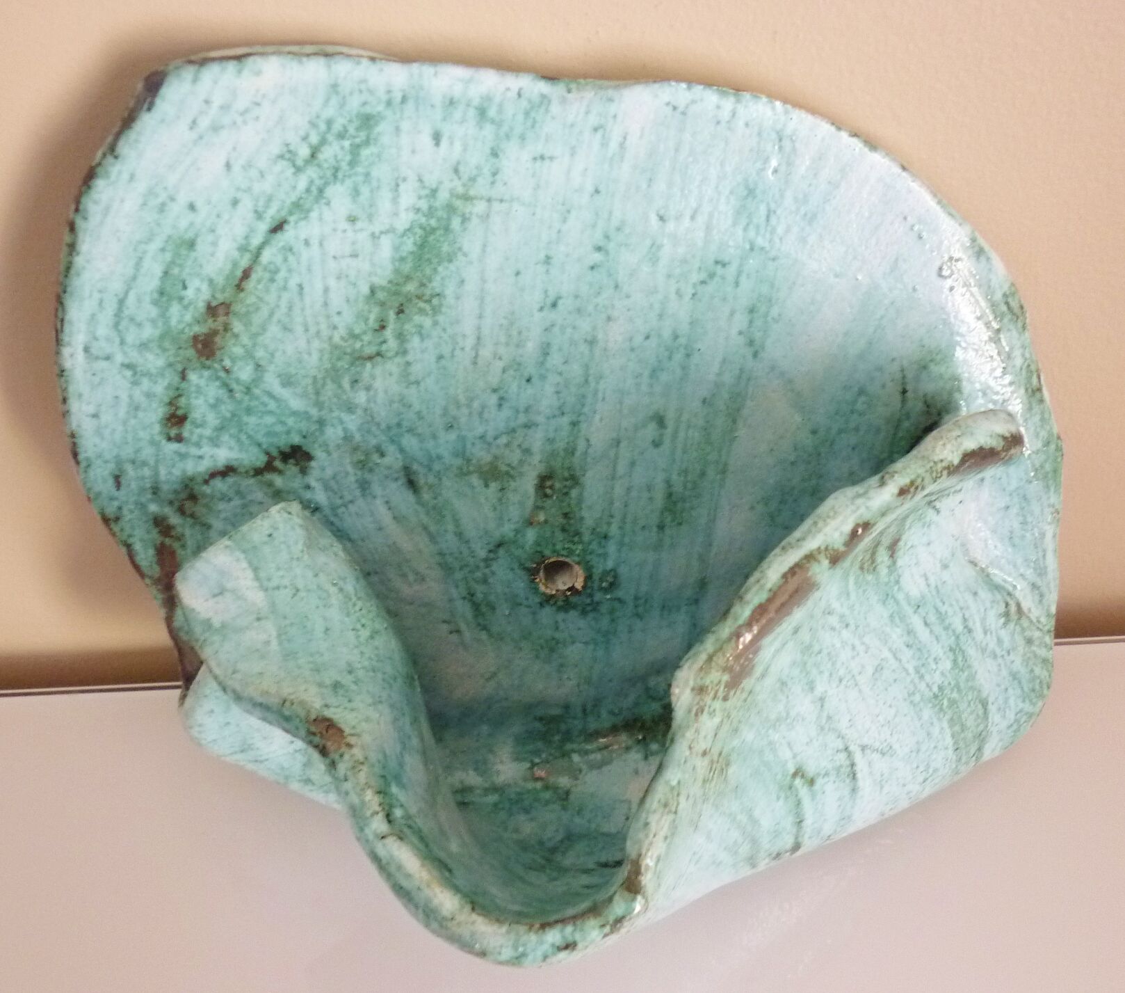 wall lamp, enamelled ceramic lamp, camos vallauris sign, free forms