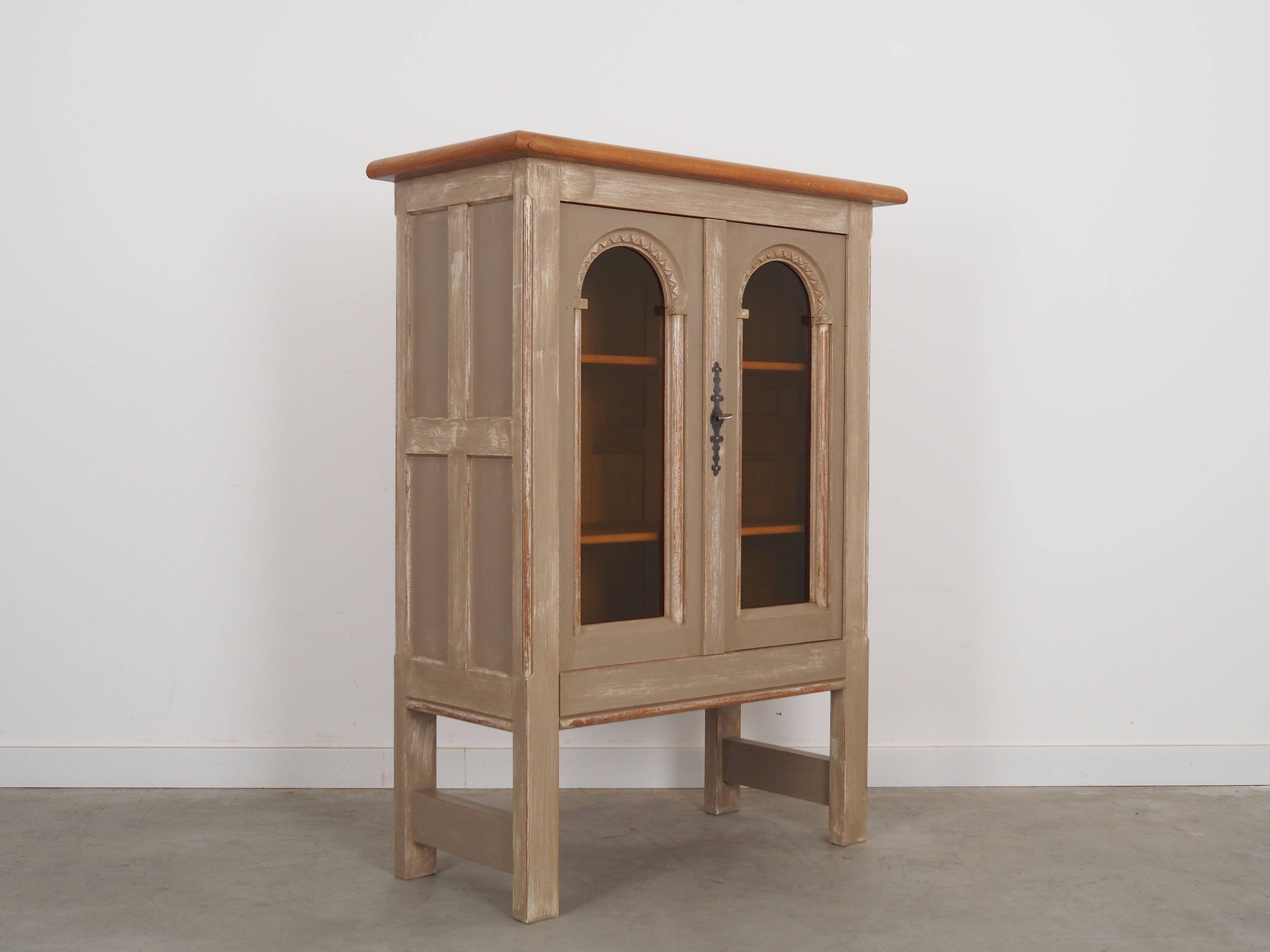 Oak showcase, Danish design, 1960s, production: Denmark