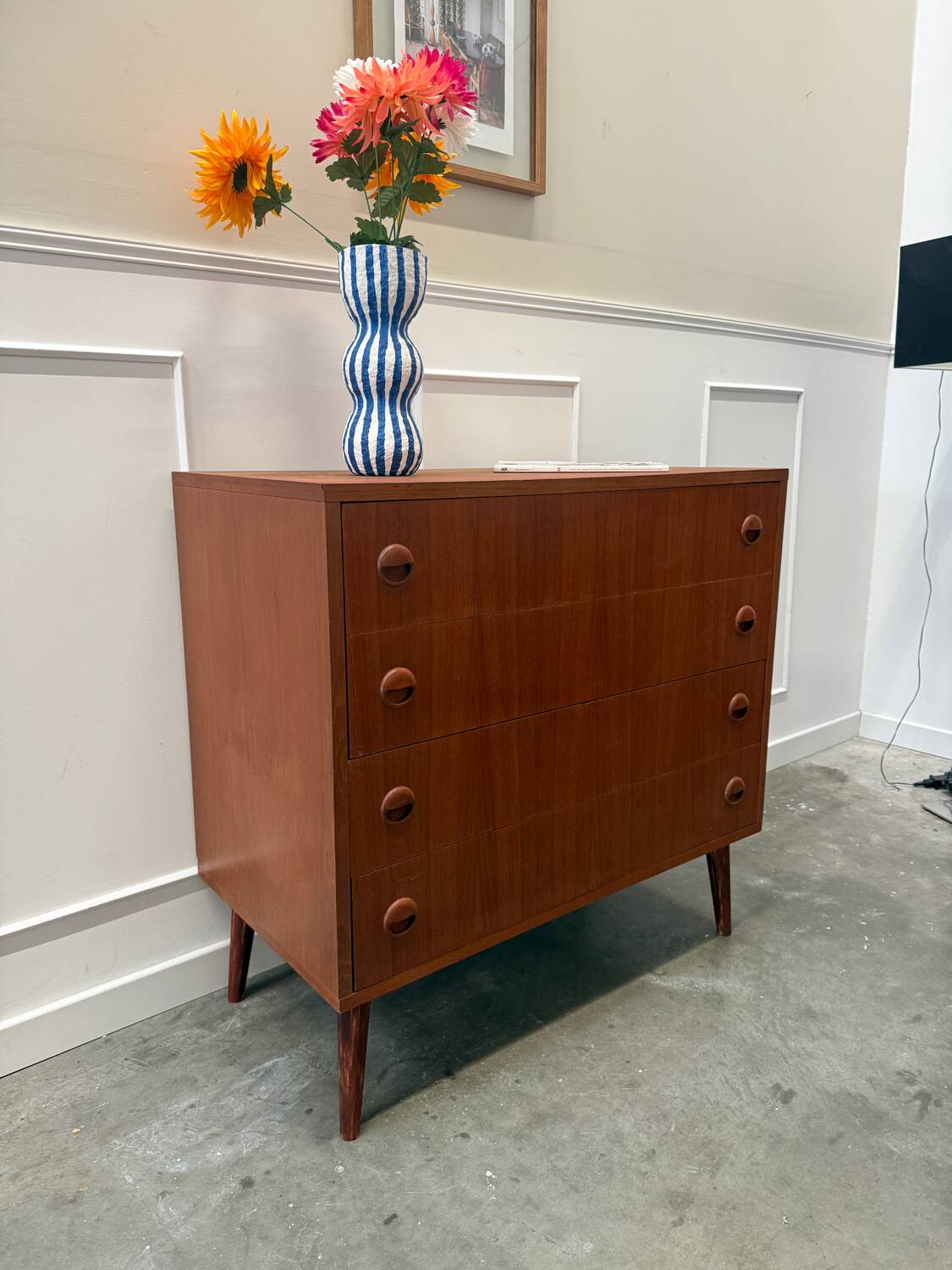 Scandinavian chest of drawers with compass feet