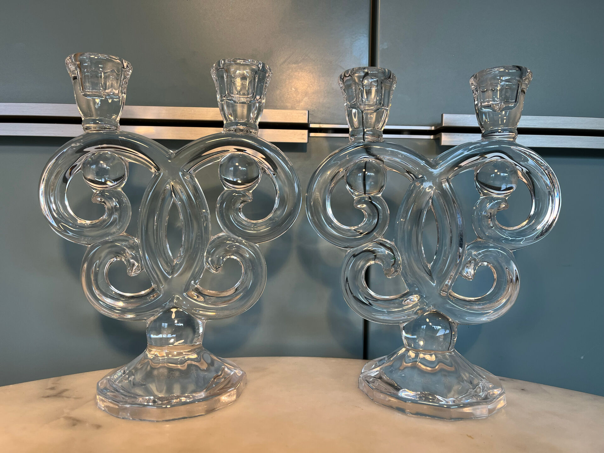 Paire de bougeoirs en cristal de Vannes