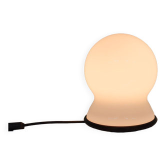 Lampe de table en verre de lait Sergio Asti pour Candle Milano modèle "Scafandro, D2" Italie années 1970