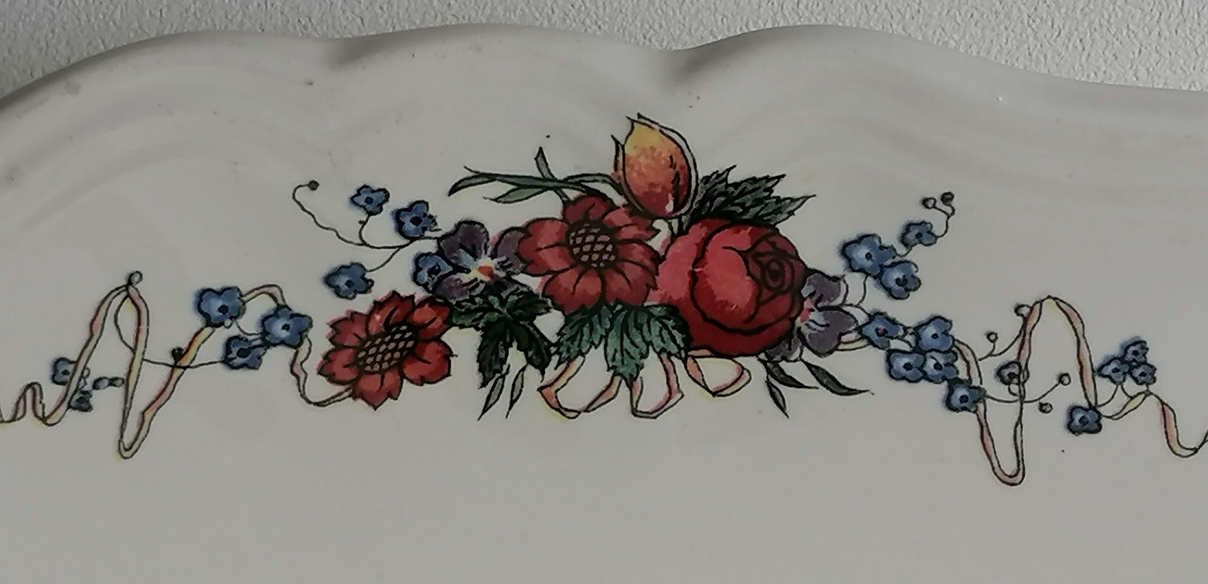 Sarreguemines orbernai pie dish