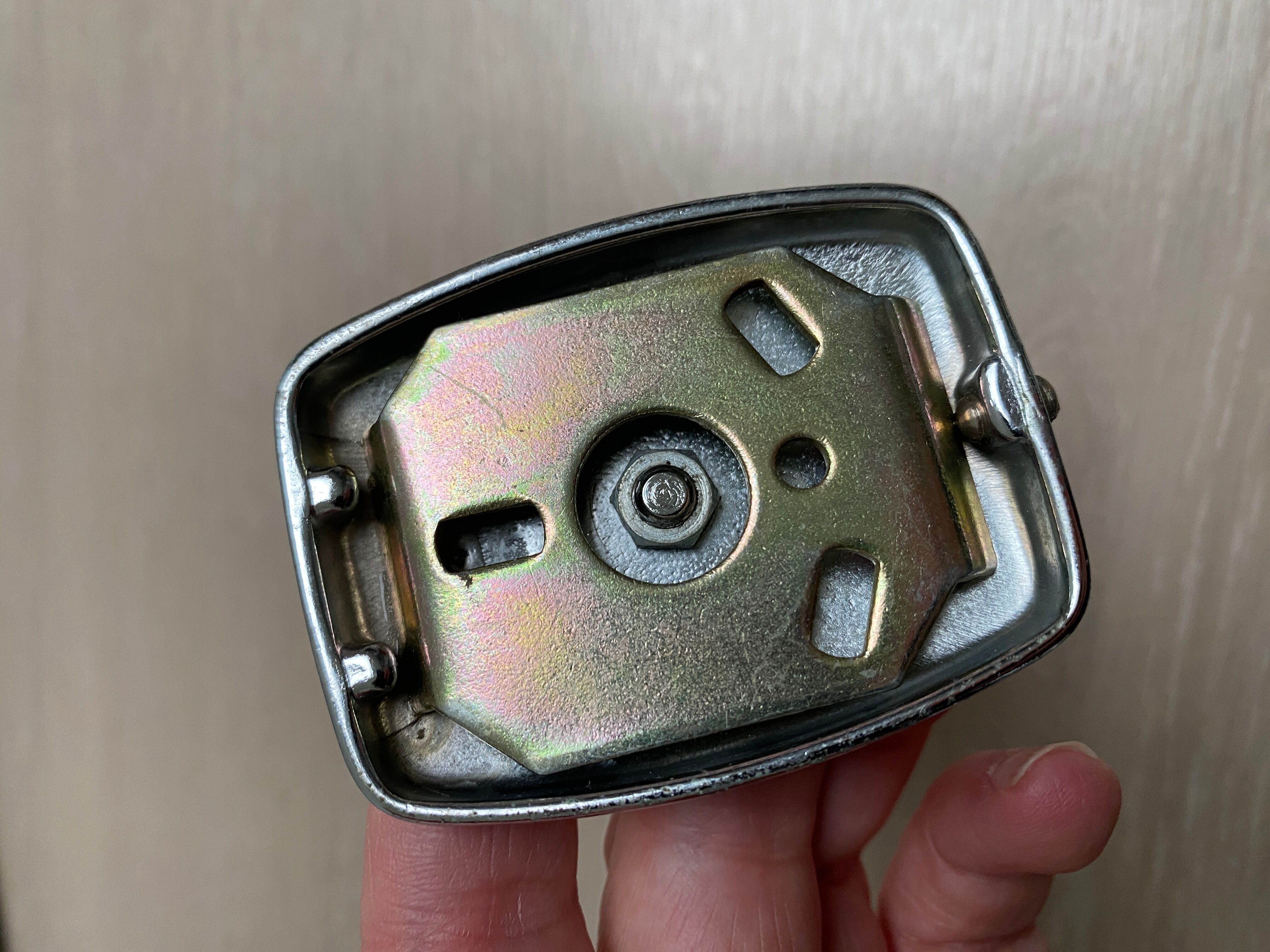 Chromed metal bathroom set