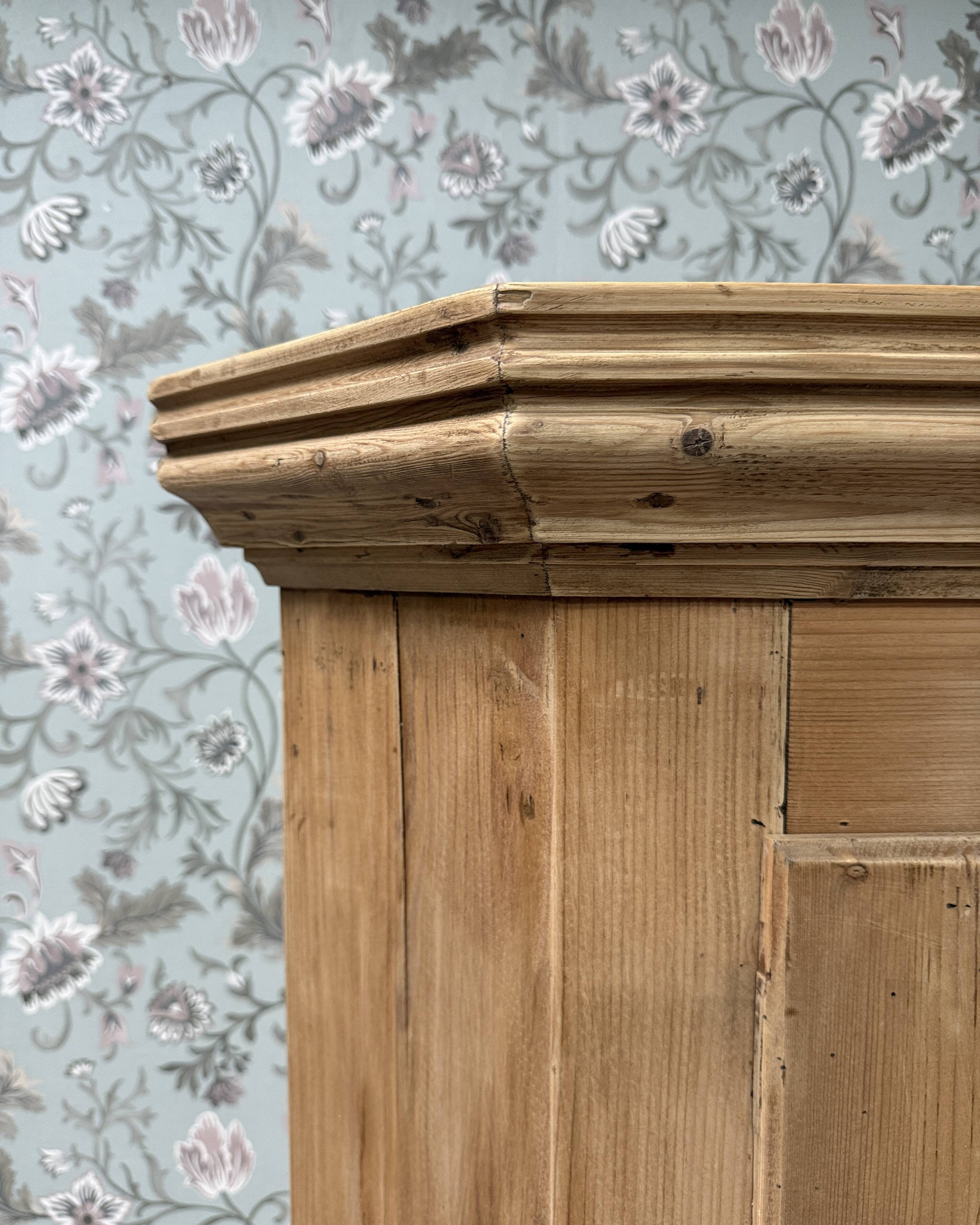 Antique pine bonnetière (renovated)