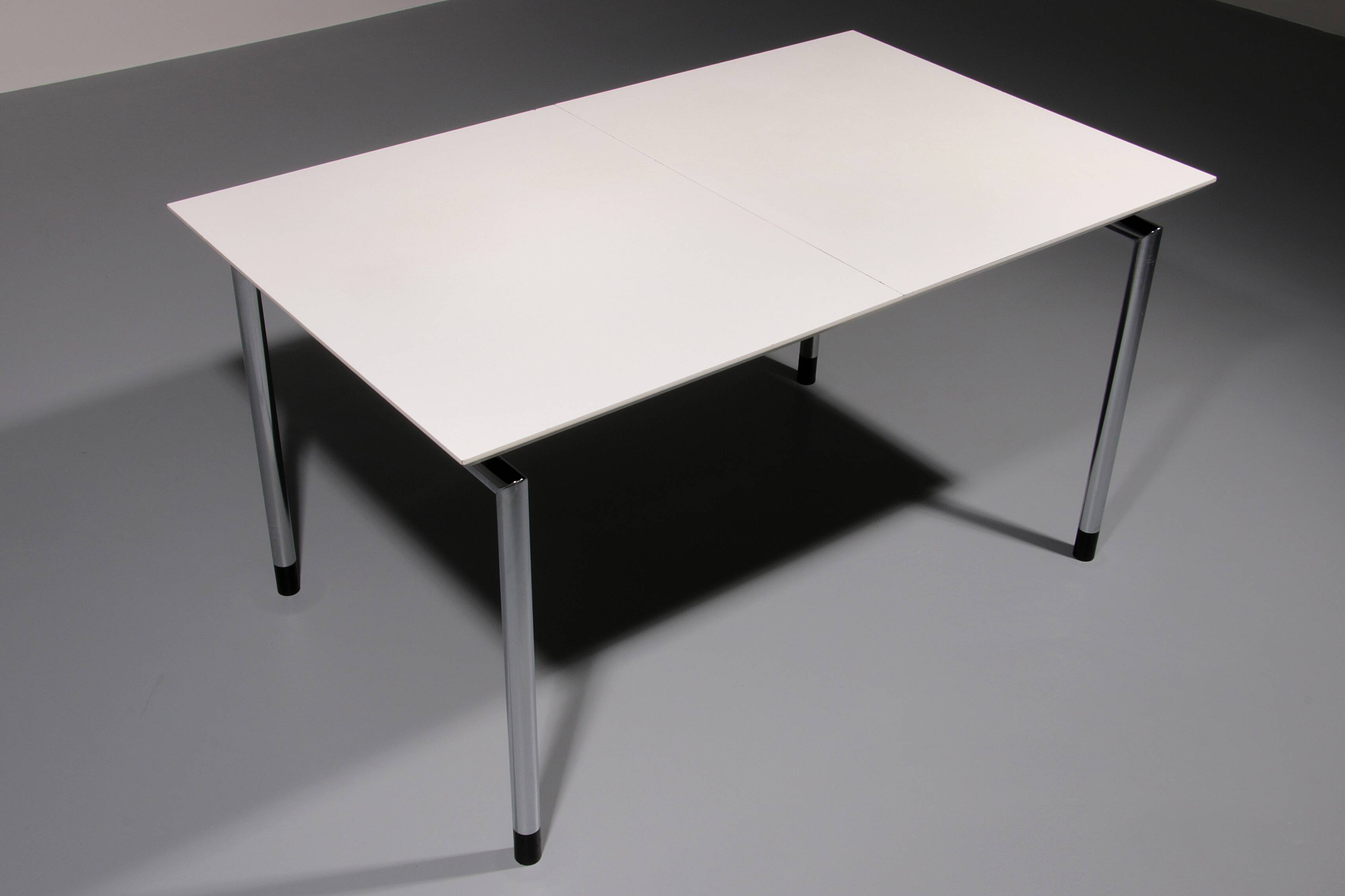 Table à manger extensible par Arnold Mercks pour Arco 1970