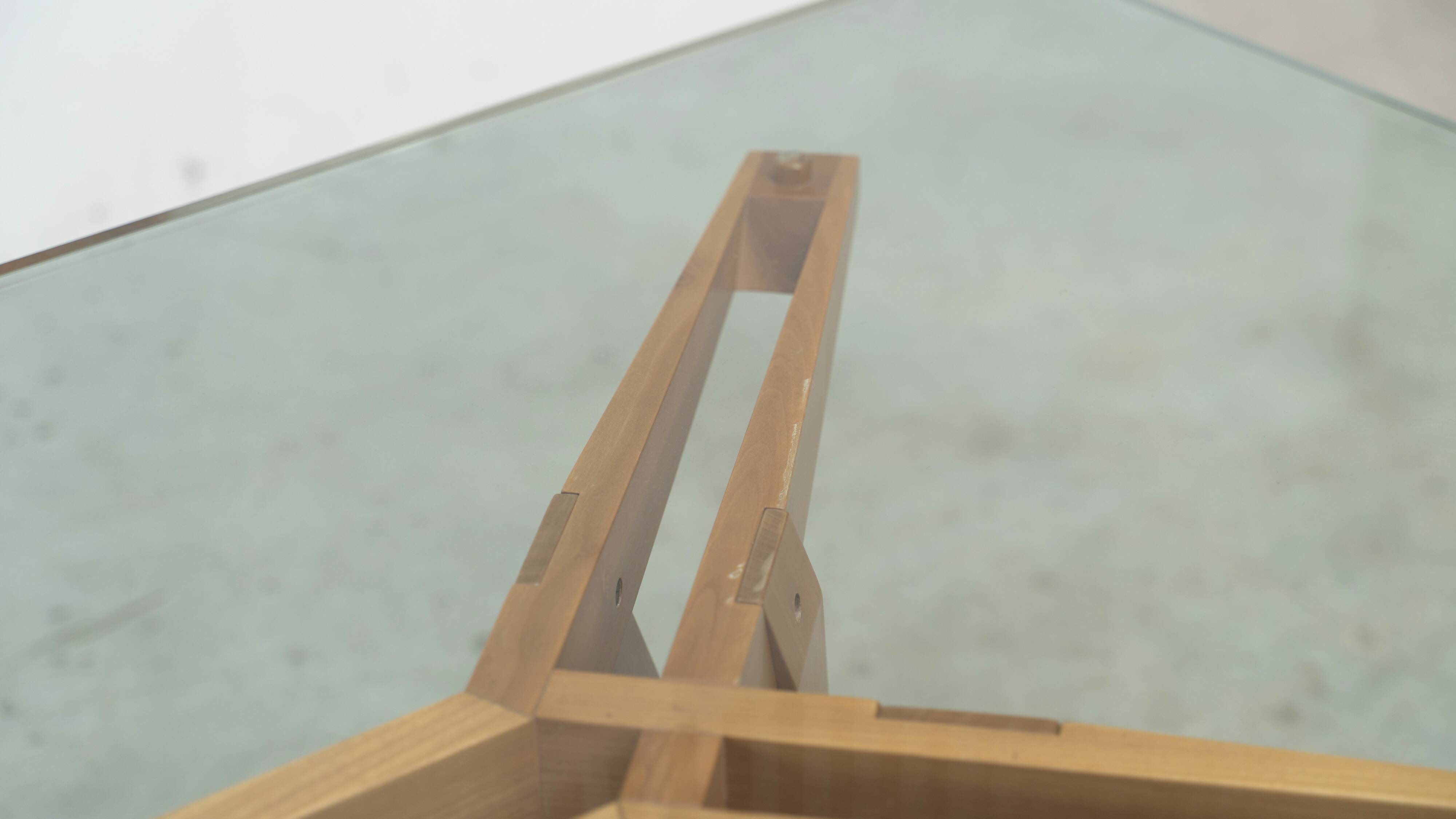 Table à manger sculpturale italienne
