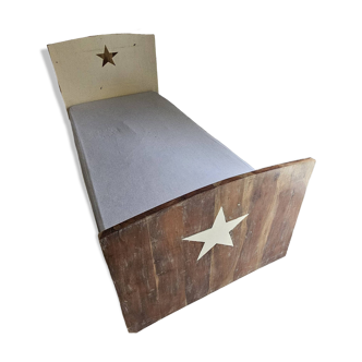 Solid mango wood bed