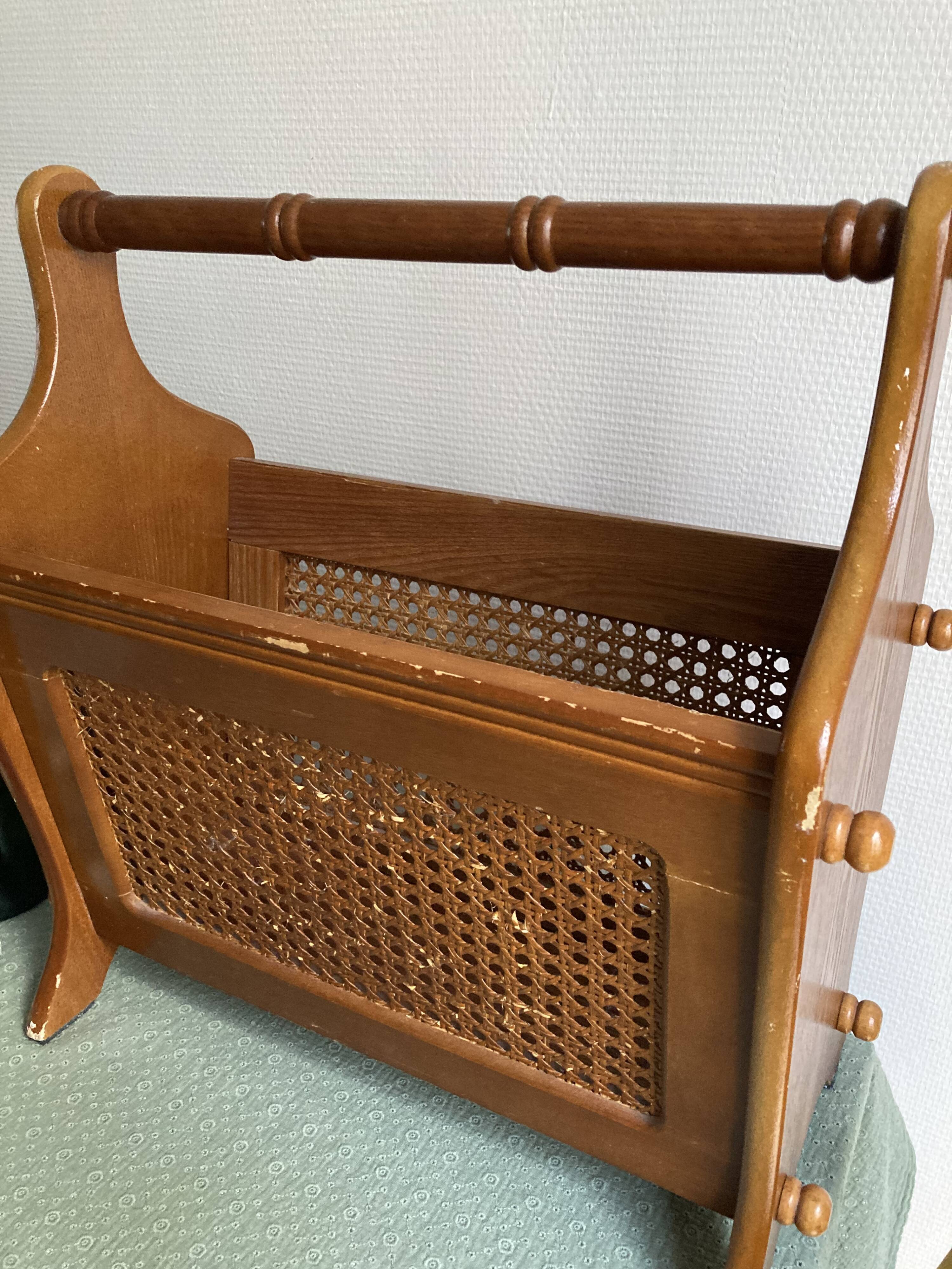 Review door in cannage