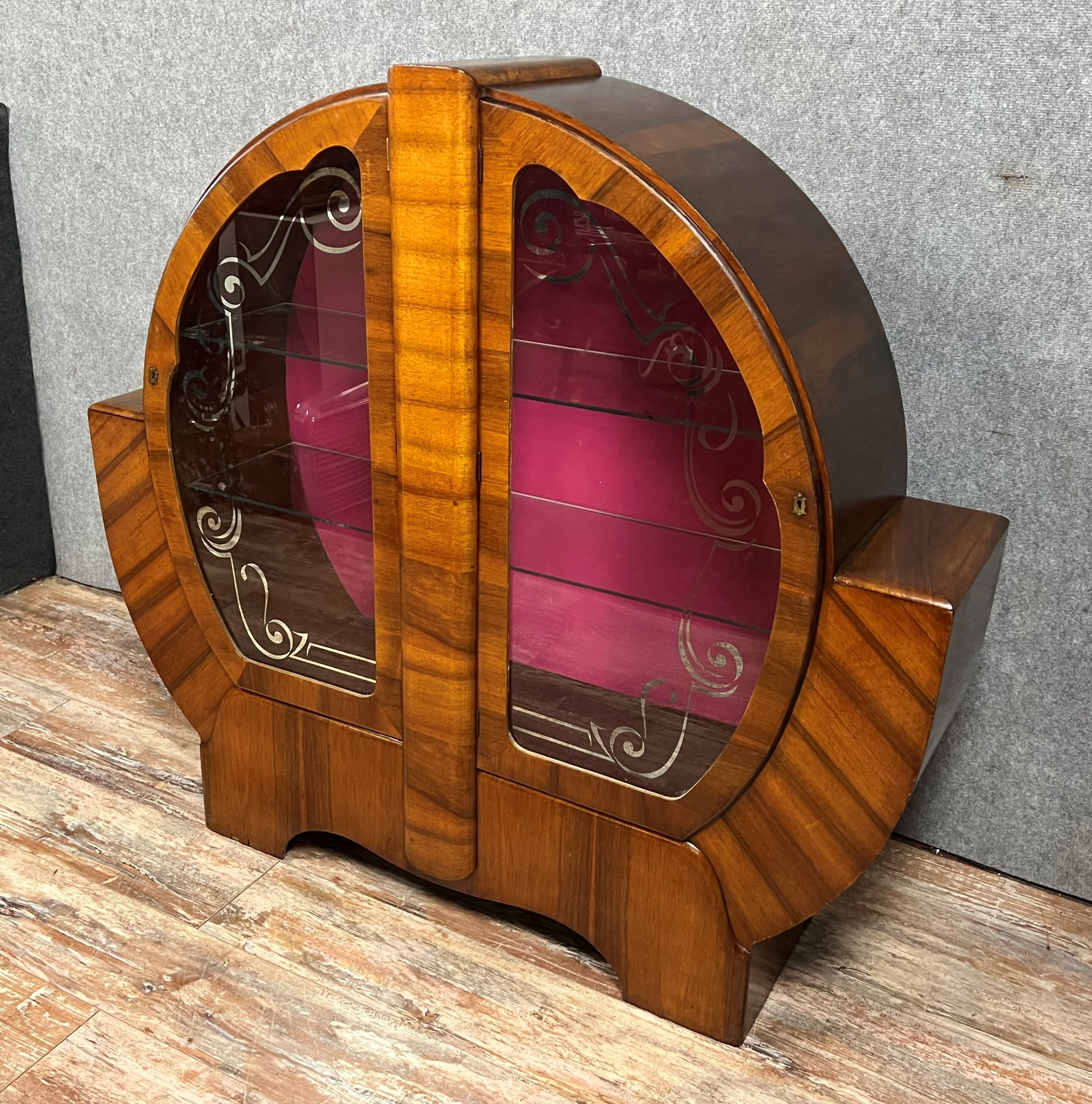 Superb English Art Deco window in walnut and bramble circa 1925
