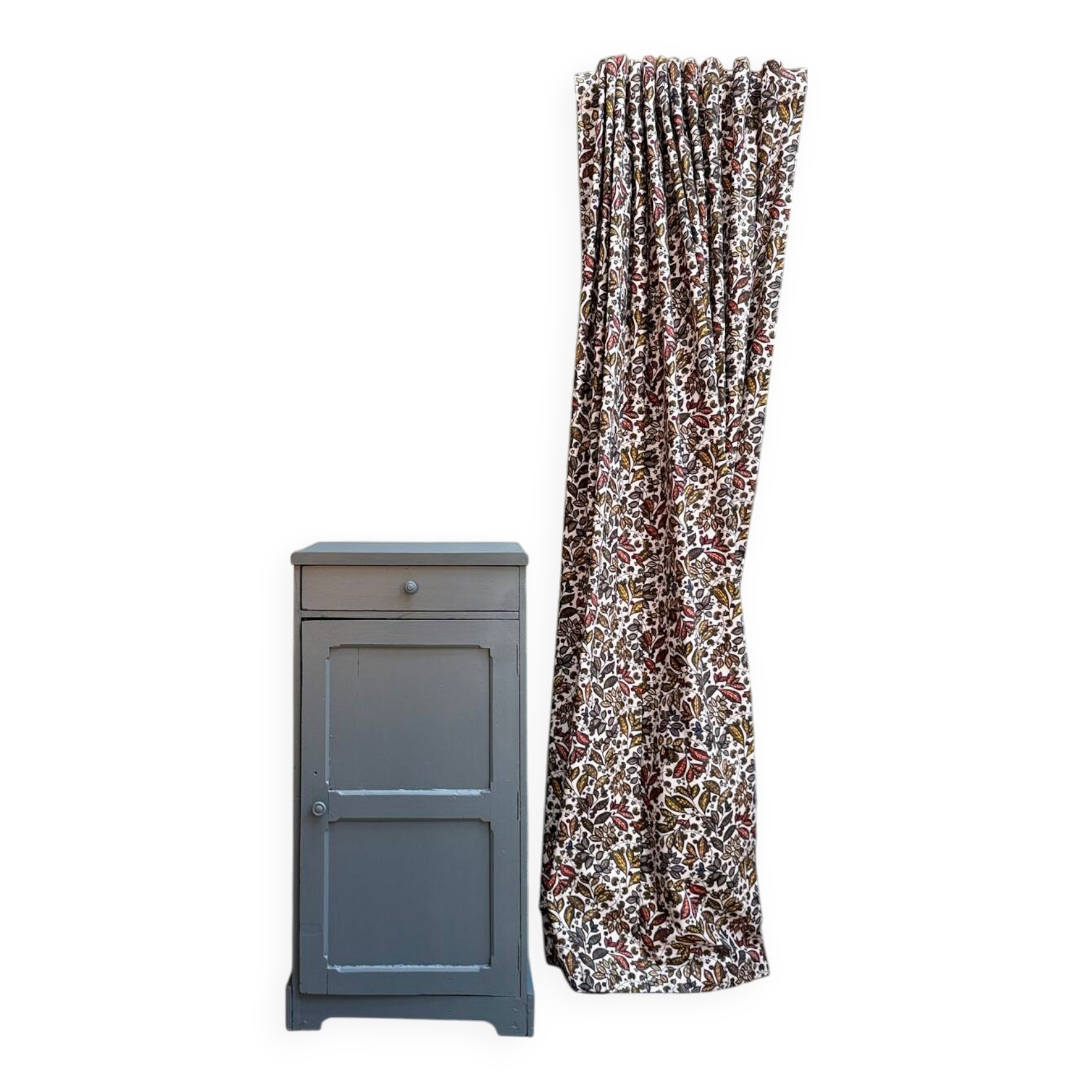 Trade furniture, vinyl furniture (renovated)