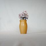 Vase en bois