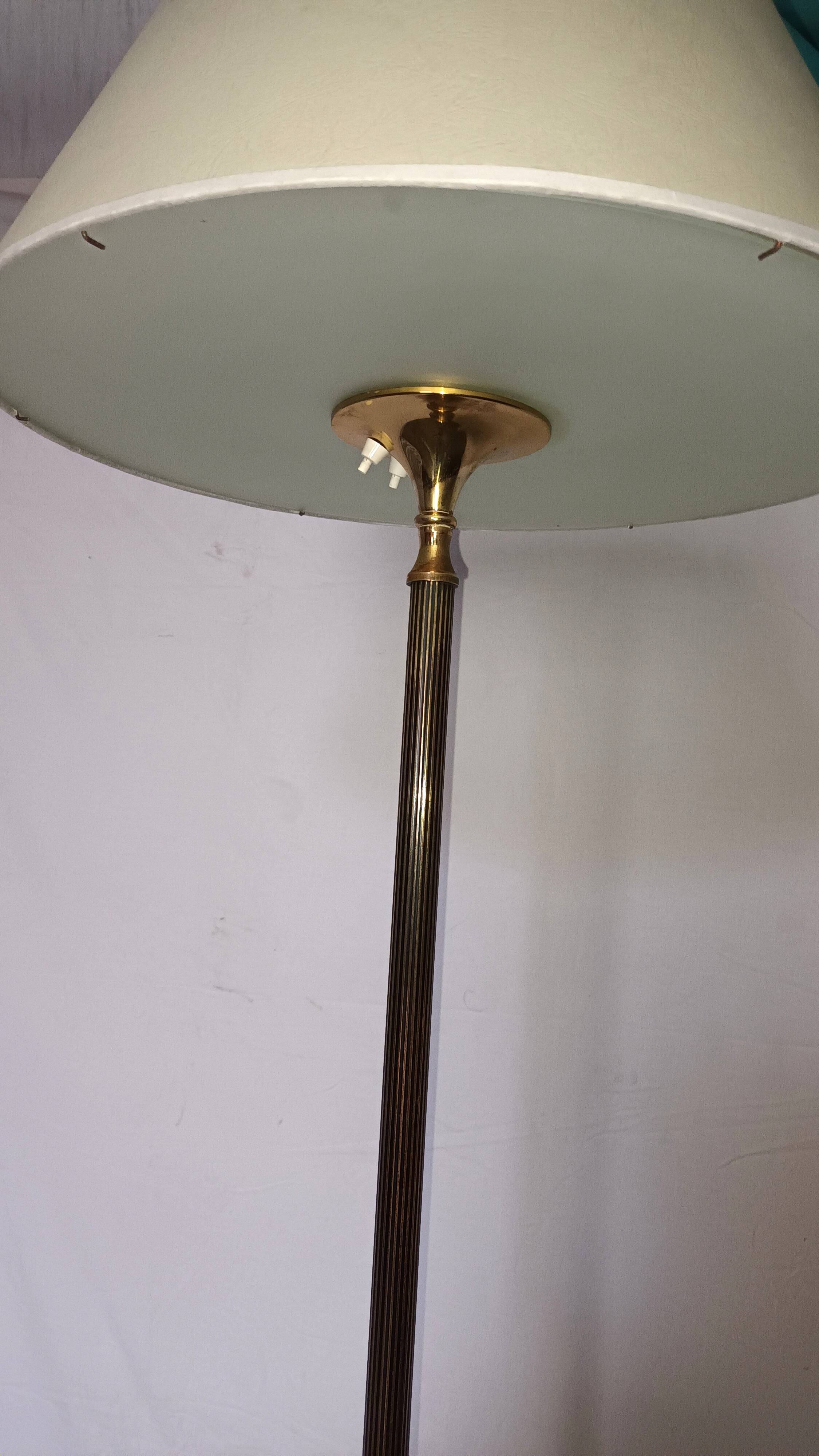 Reading floor lamp from the Arlus house from the 1950s.