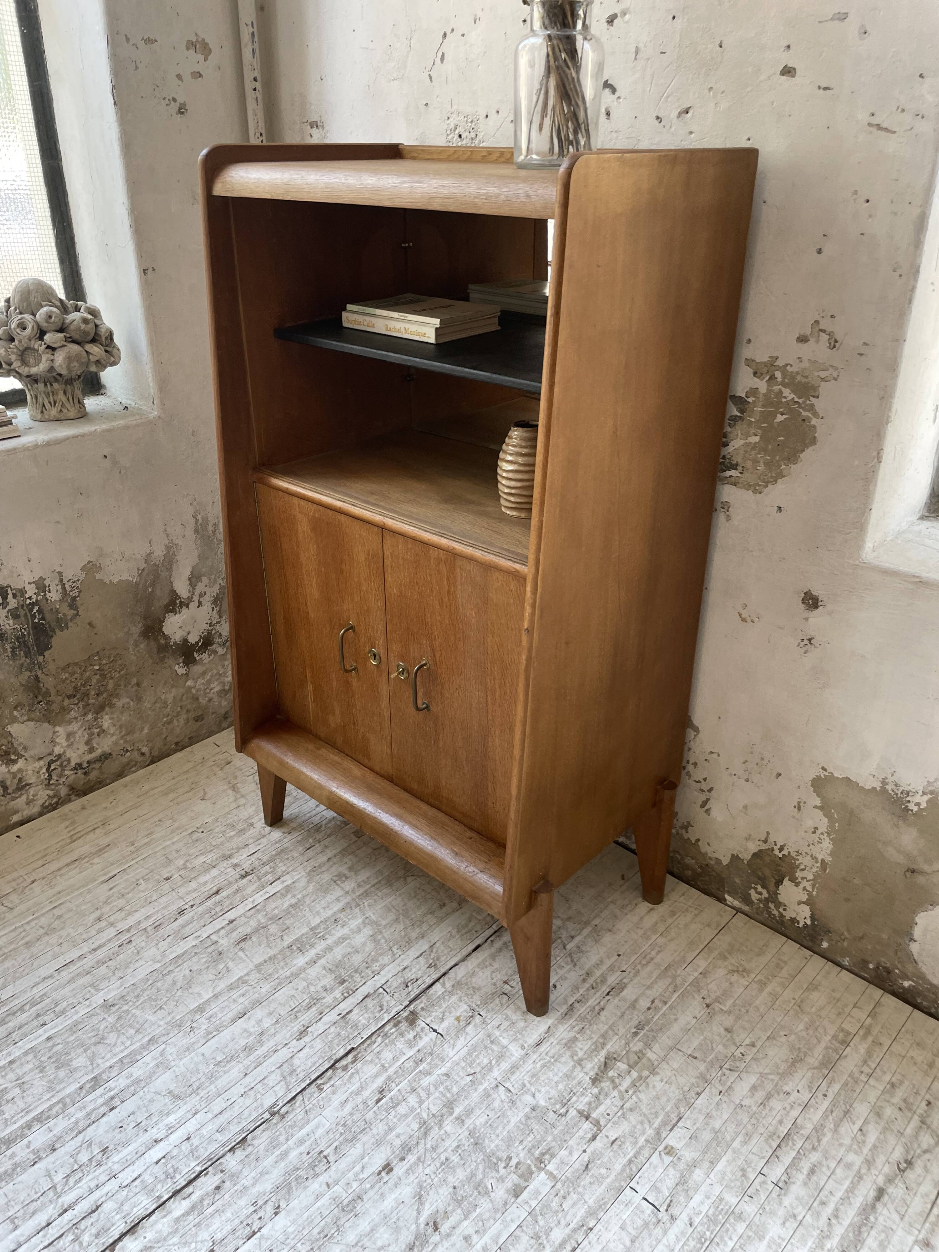 Meuble de rangement secrétaire chêne années 60
