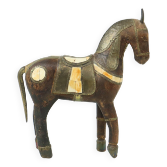 Cheval Marwari Vintage en Bois Sculpté Incrusté d'Os et de Cuivre 26cm