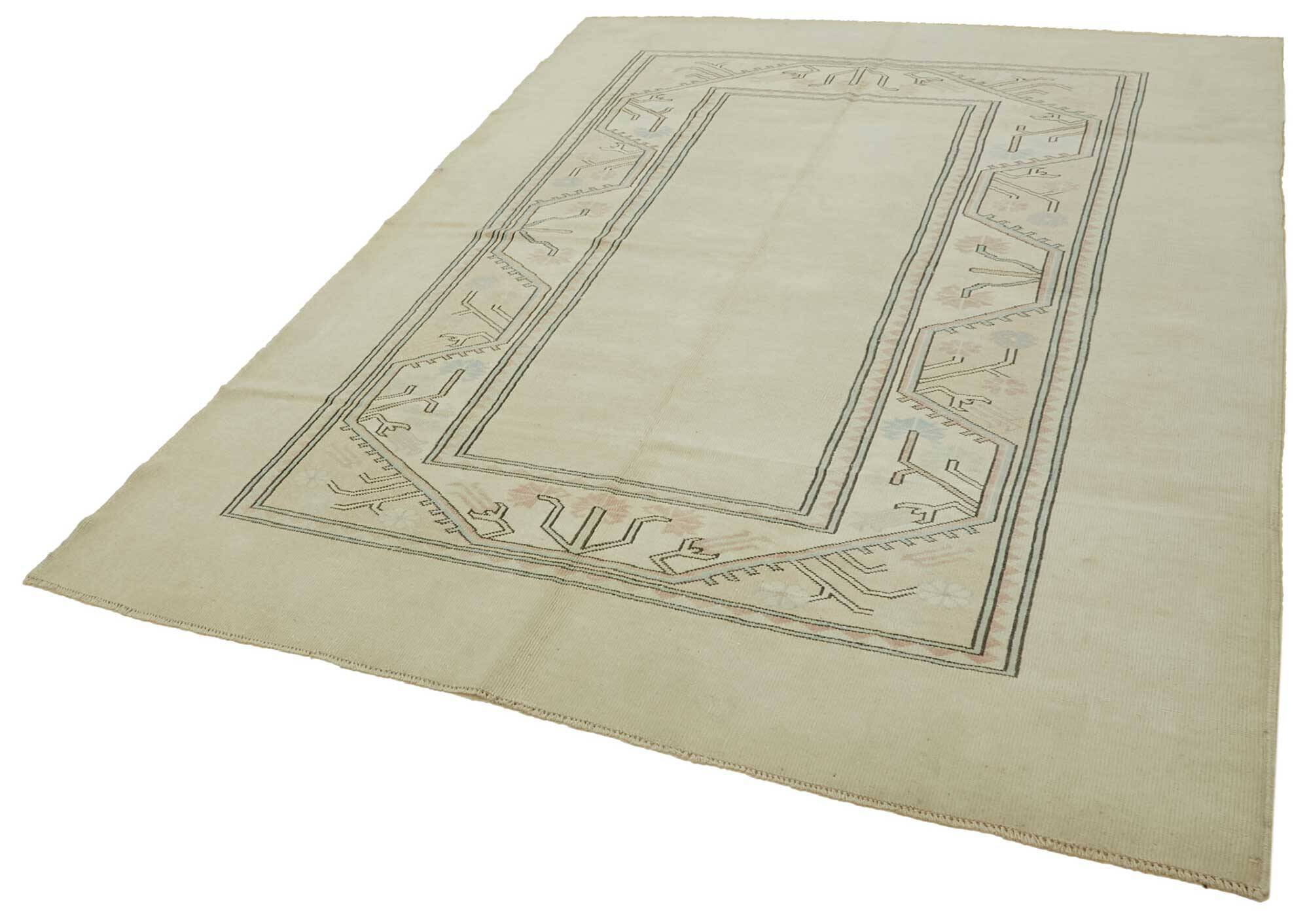 Turkish Vintage Anatolian Rug 214 cm x 275 cm