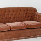 Crushed velvet button back sofa