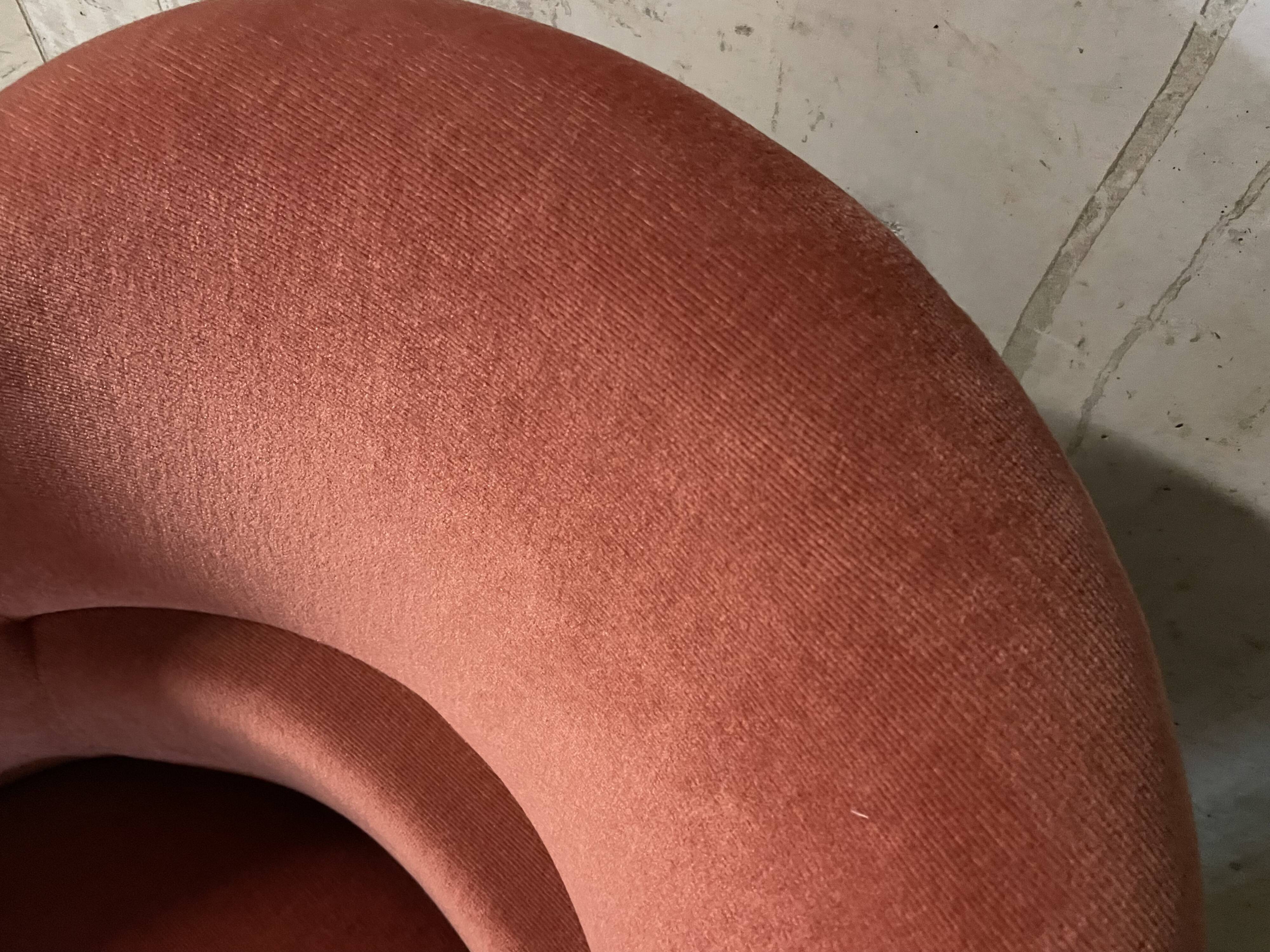 Toad armchair