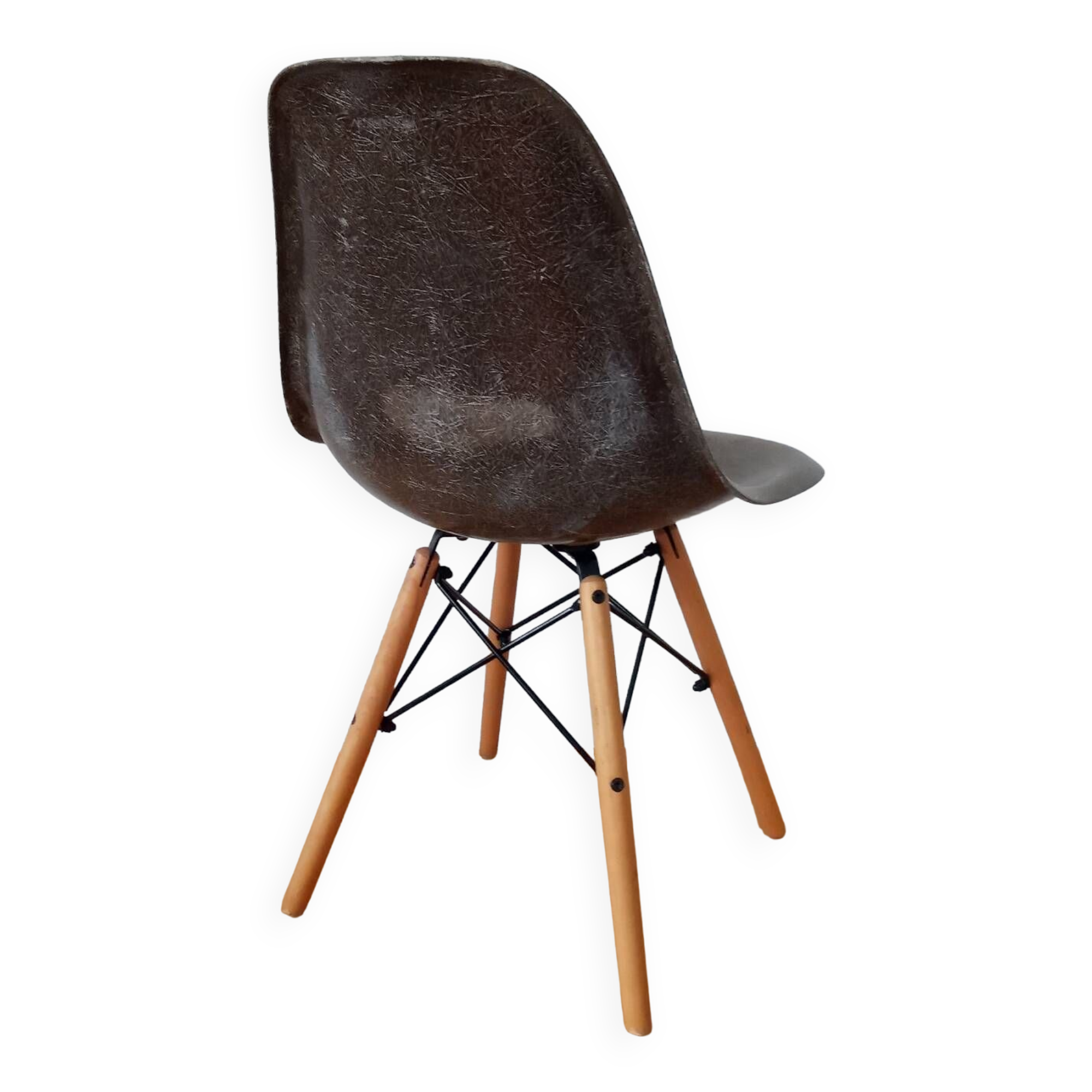 Eames DSW chair for Herman Miller