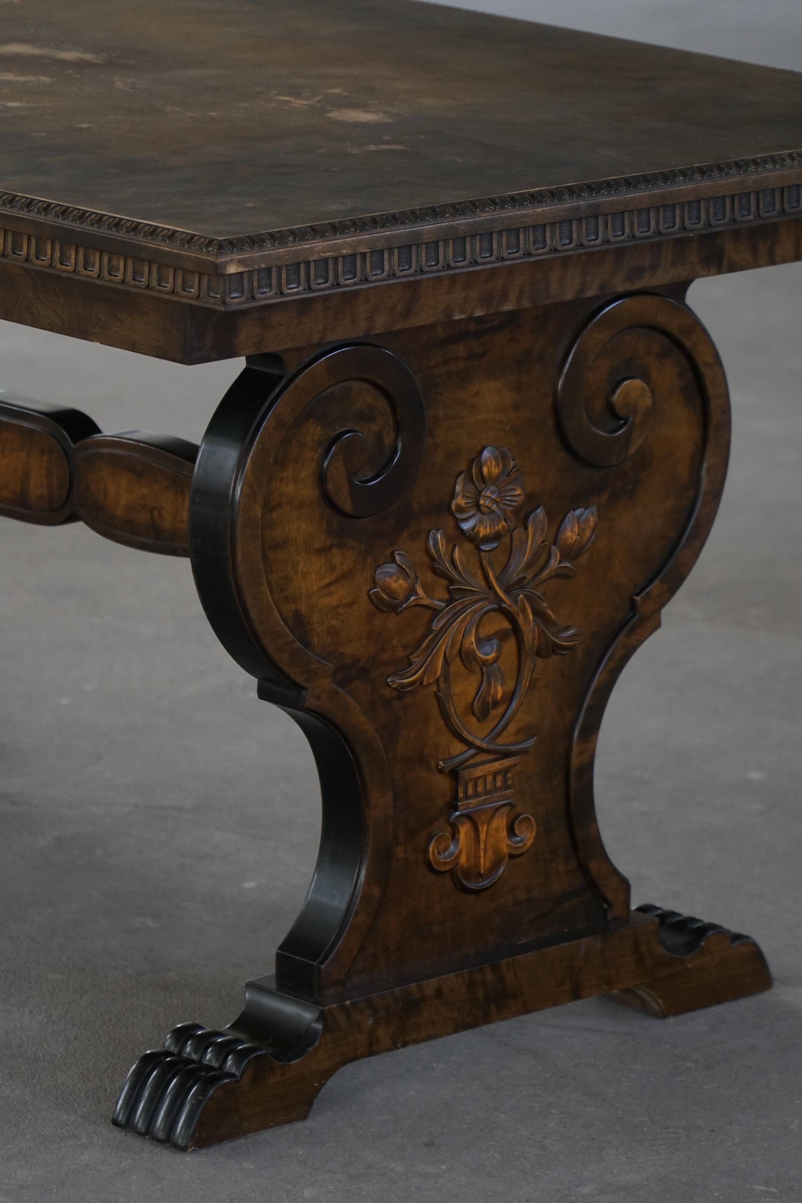 Axel Einar Hjorth, Table à manger en bouleau, Style Swedish Grace, Bodafors, années 1930