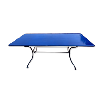 Table en lave émaillée bleue