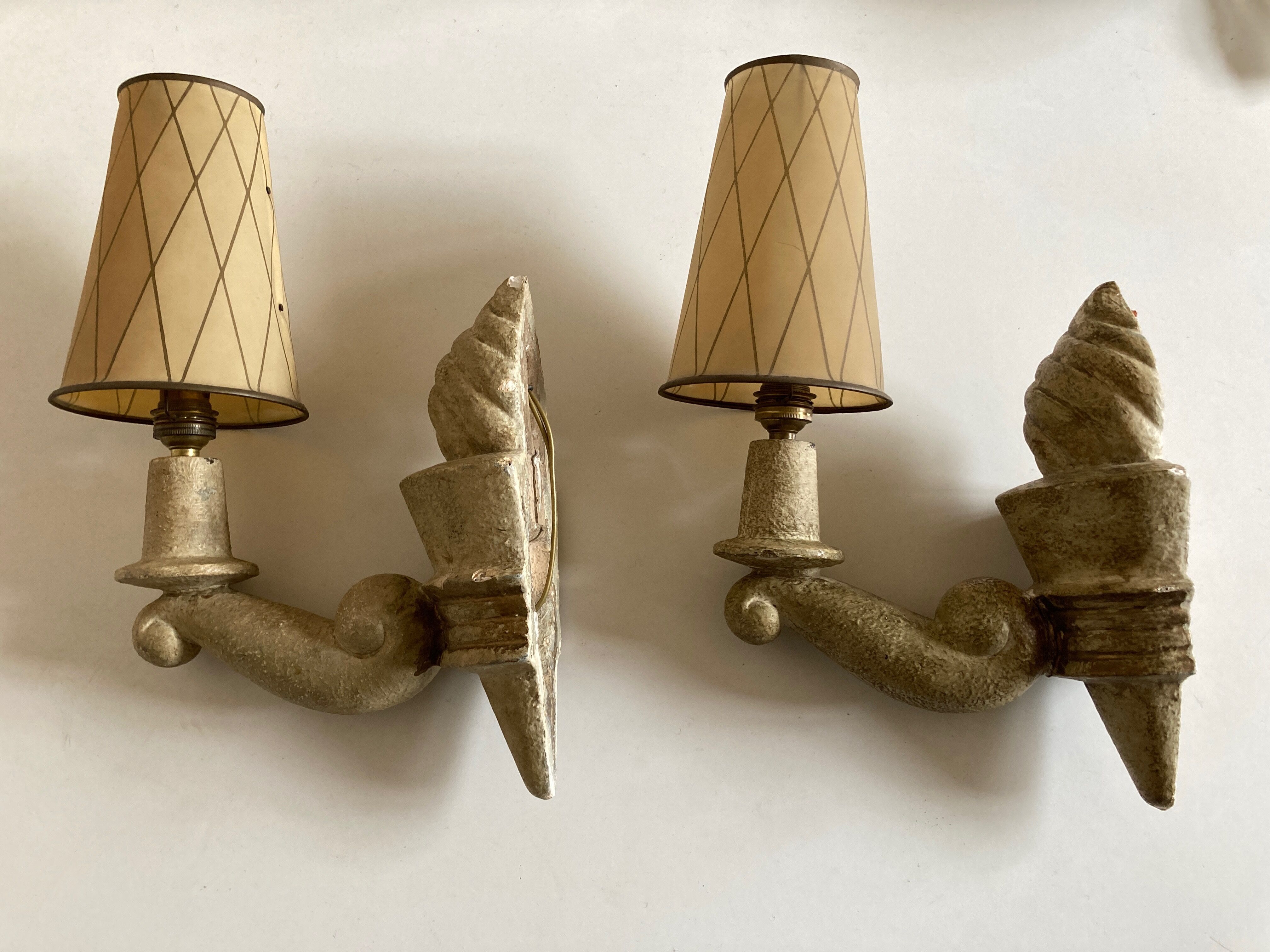 Pair of Arlus torchlight wall light in art deco plaster 1950