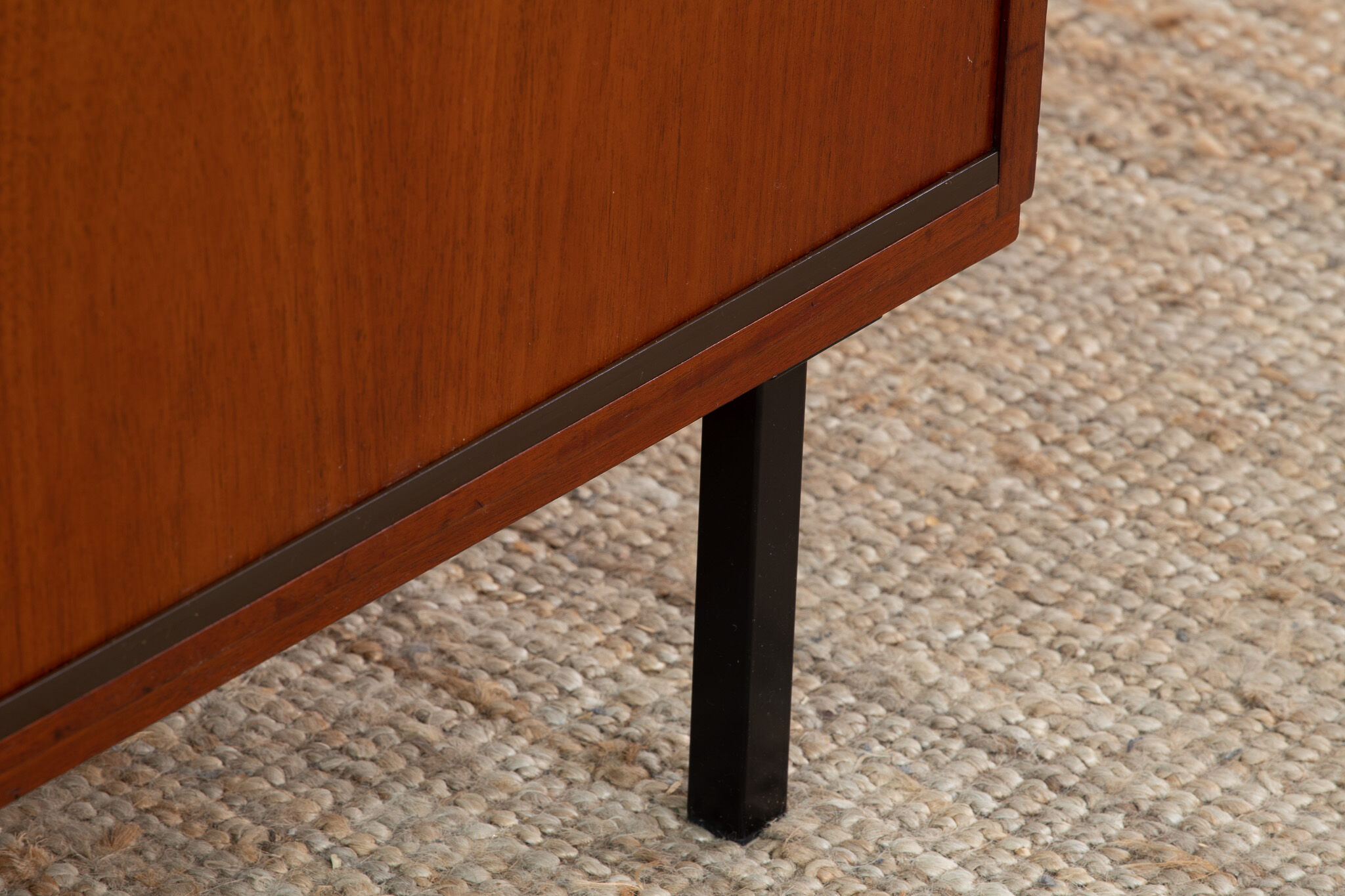 Vintage Scandinavian Enfilade – 122 cm