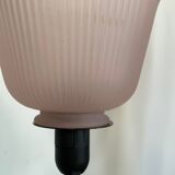 Lampe à poser avec globe en verre strié rose poudré