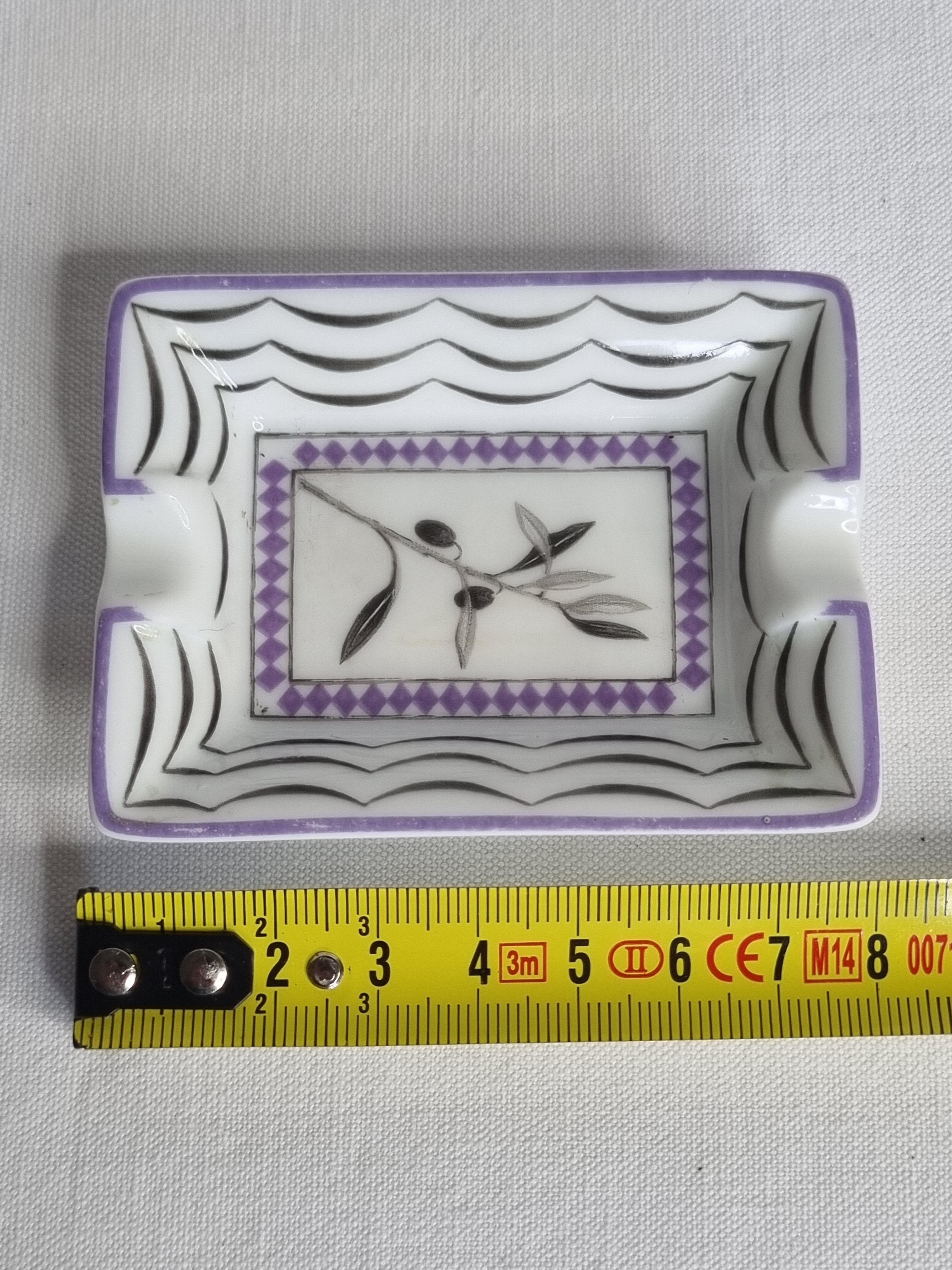 Hermès ashtray decorated with olive branch, 8 cm