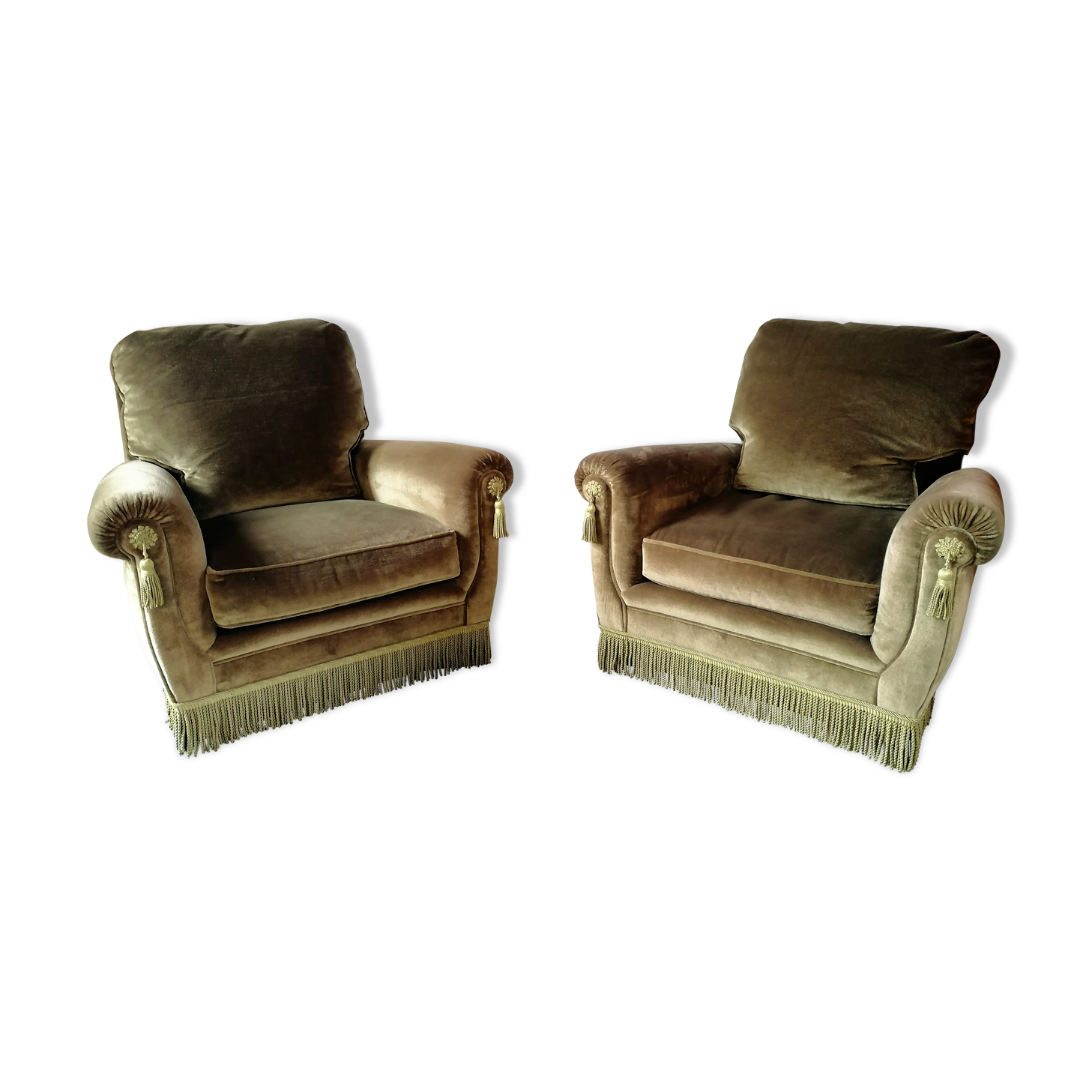 Paire de fauteuils en velours "Jean Roche "