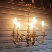 Antique gilded bronze chandelier in Louis XVI style, 5 lights, in working condition.