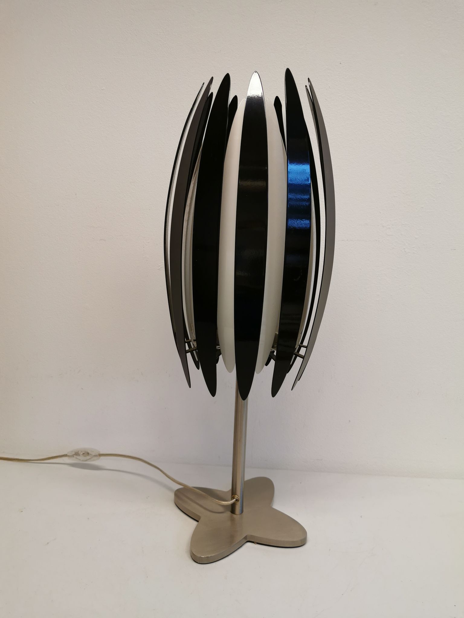 Table lamp, designed by Benny Frandsen for Frandsen Lightning, in the mid 1980s