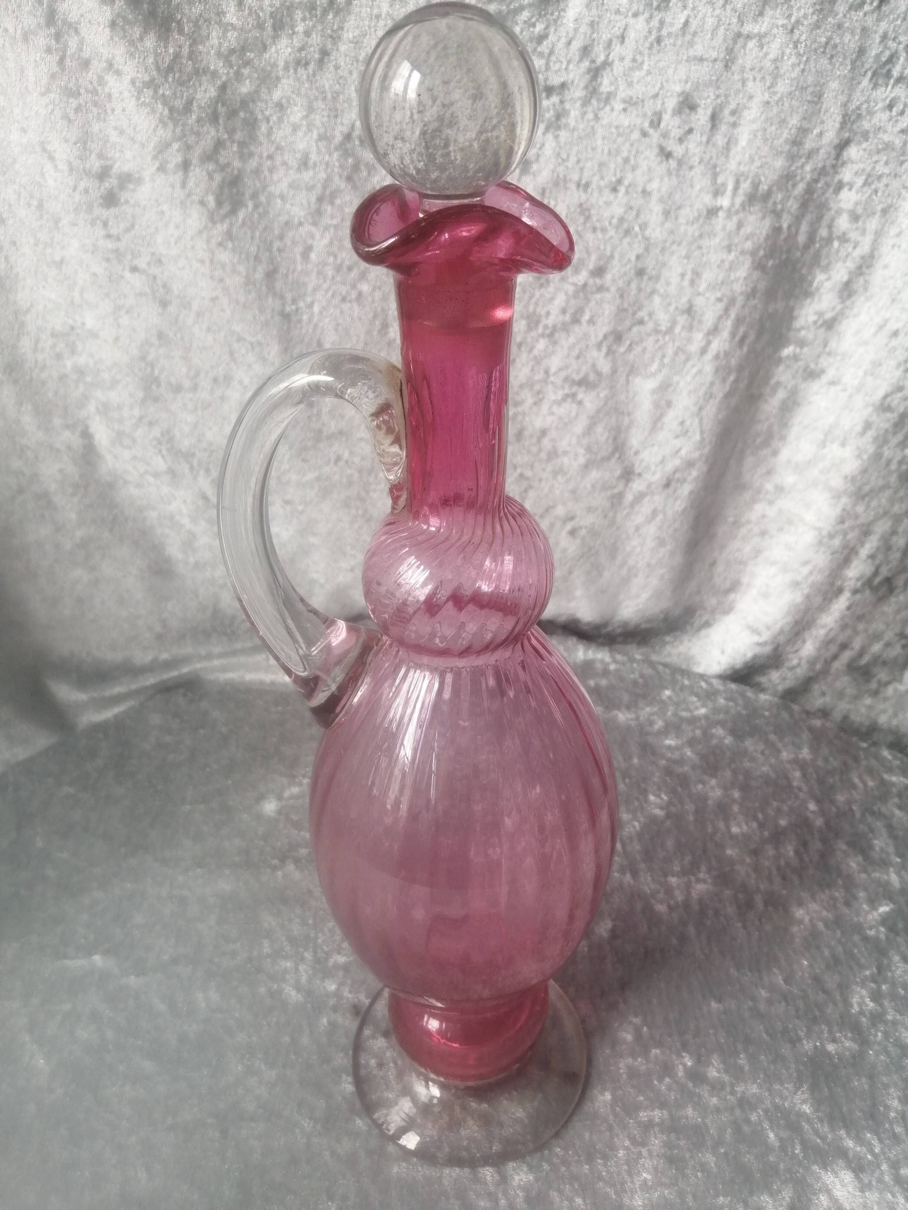 Carafe in blown glass color heart of pigeon