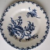 Flat plates stamped opaque Gien porcelain, “Chardons” model