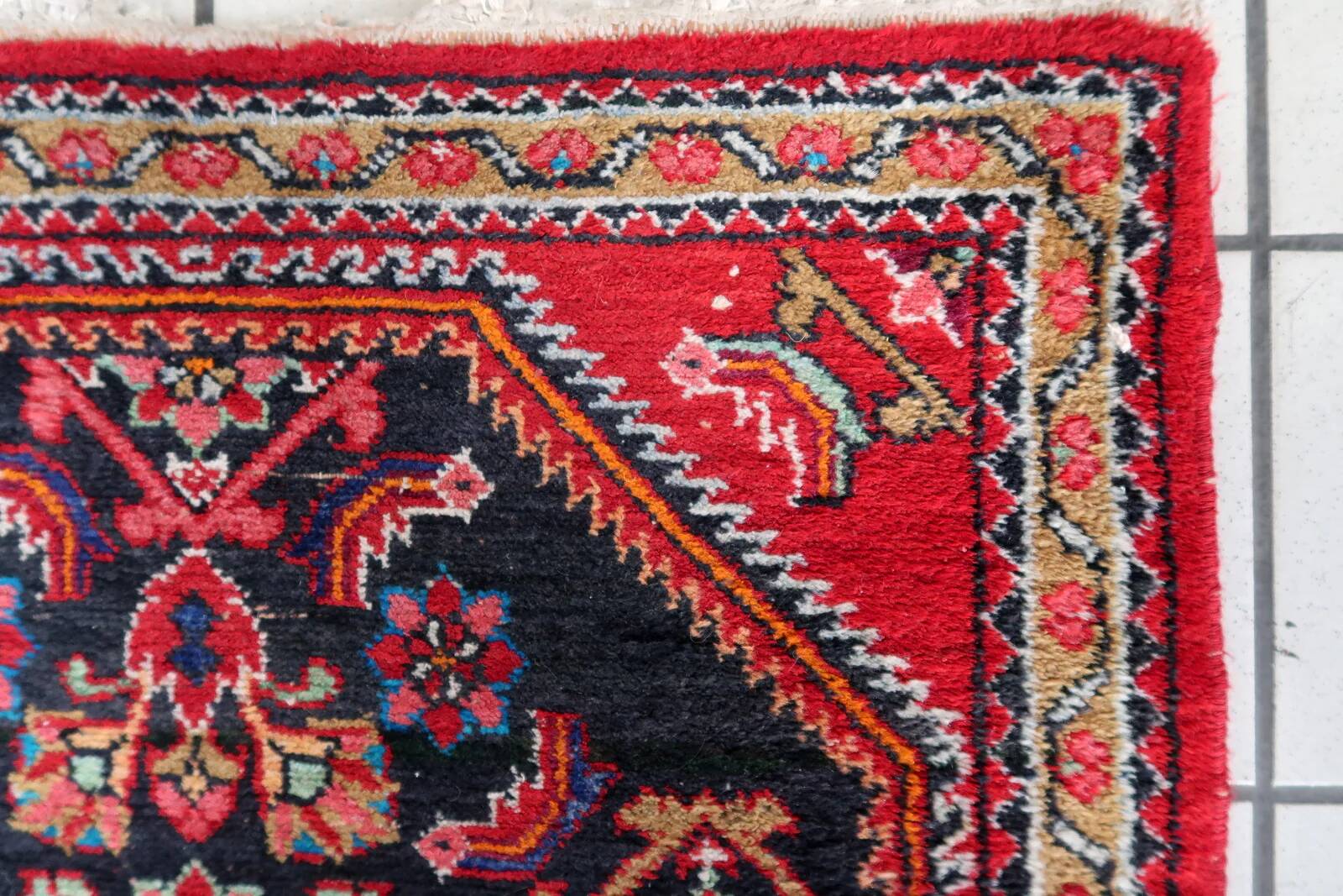 Handmade vintage Persian Hamadan rug 74cm x 129cm, 1960s