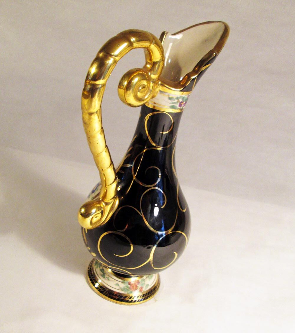 Hubert Bequet ewer-shaped vase