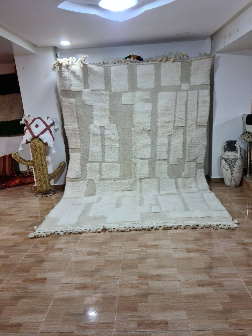 Beni Mrirt Rug 100% Natural Wool – Luxury and Berber Craftsmanship 300x200cm