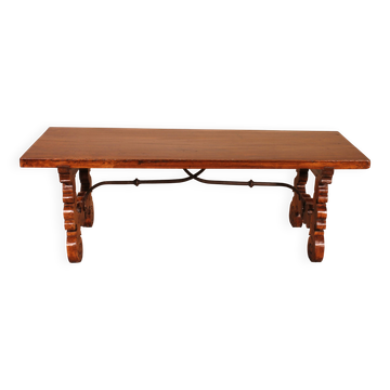 Spanish Walnut Coffee Table - 17th Century