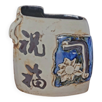 Traditional Malaysian pottery vase Tenmoku