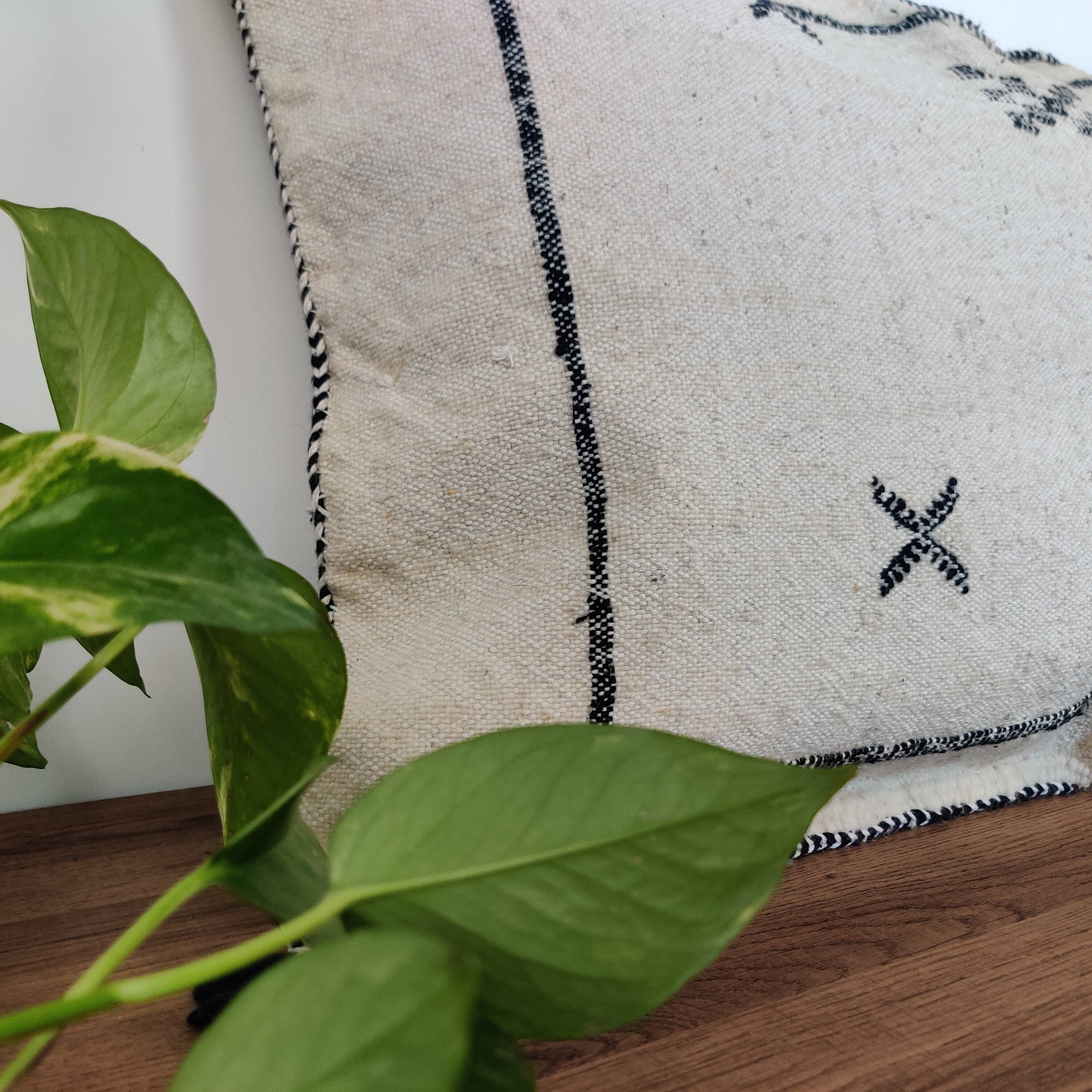 Large Moroccan Kilim Cushion 60x90 cm