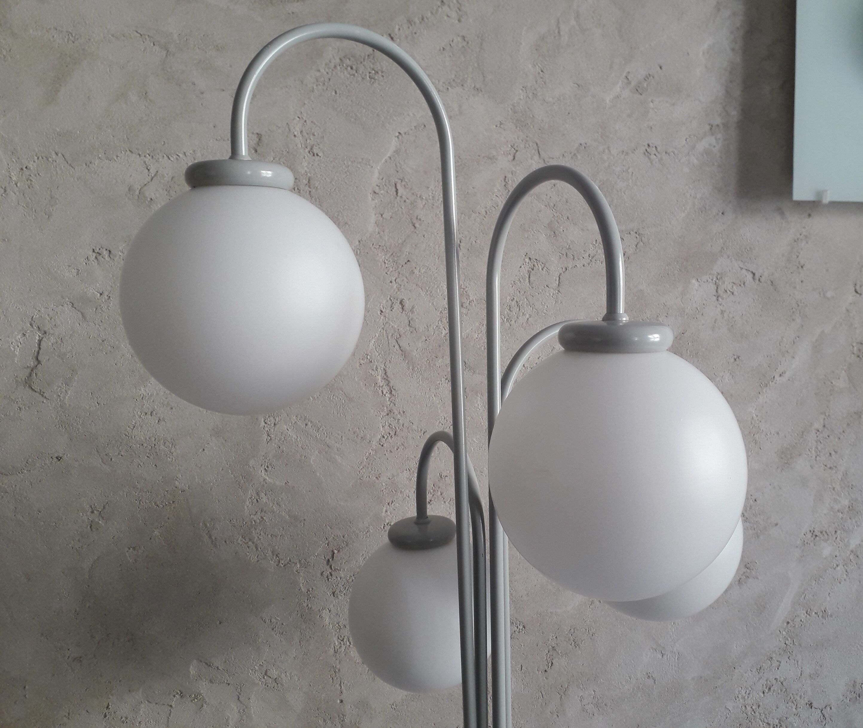 Floor lamp 4 white opaline muds