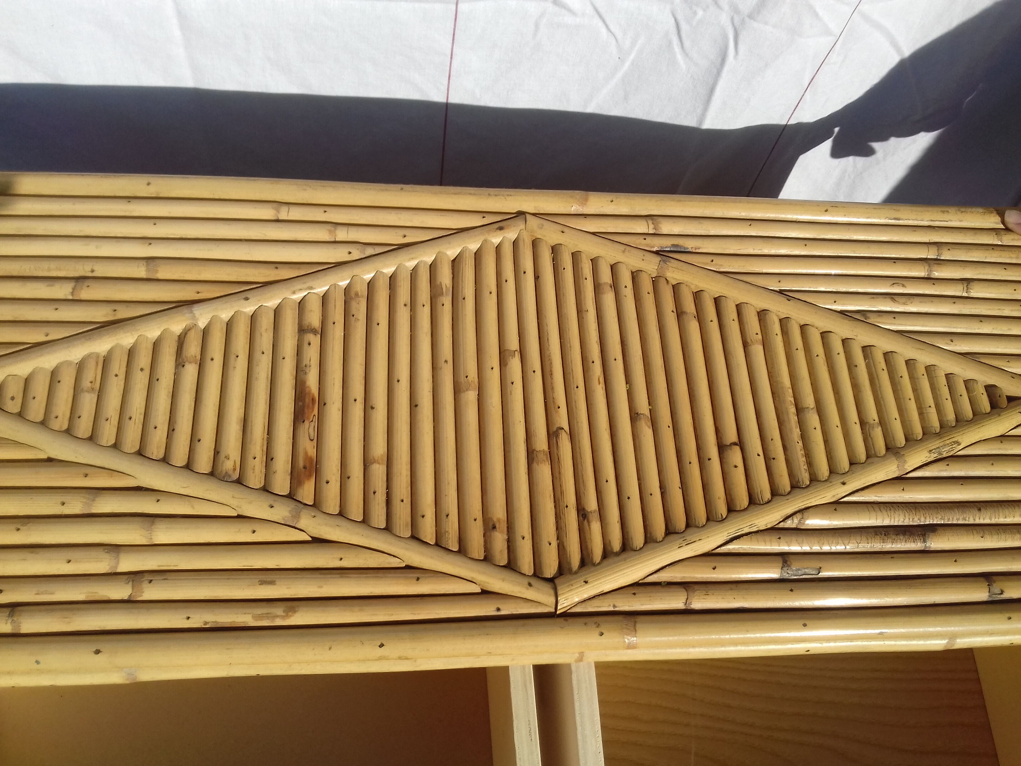 Small bar or buffet rattan