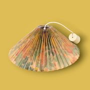 Suspension vintage plissée à motifs floraux – années 70