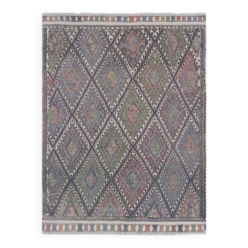Textile brodé main vintage
