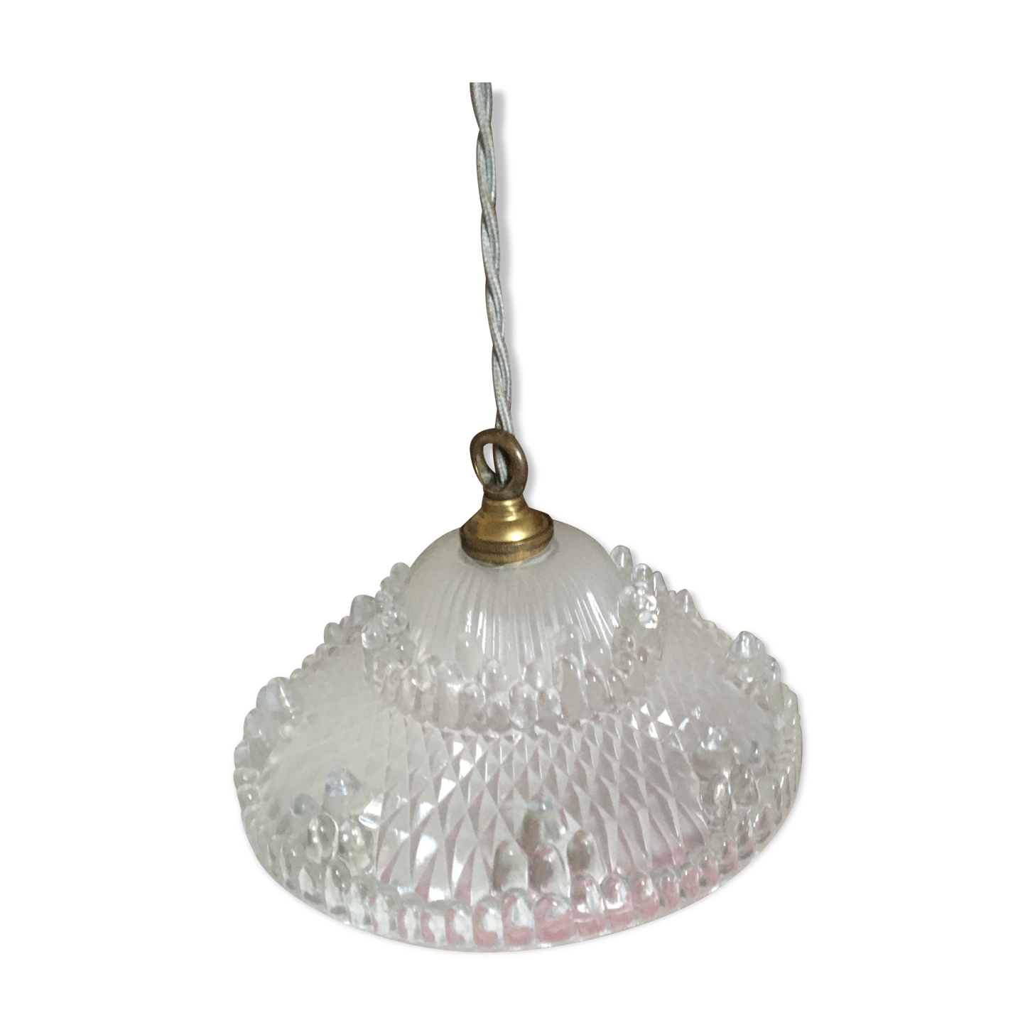 Hanging moulded glass with cable