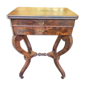 Mahogany burr hairdresser, Restoration period, around 1820.