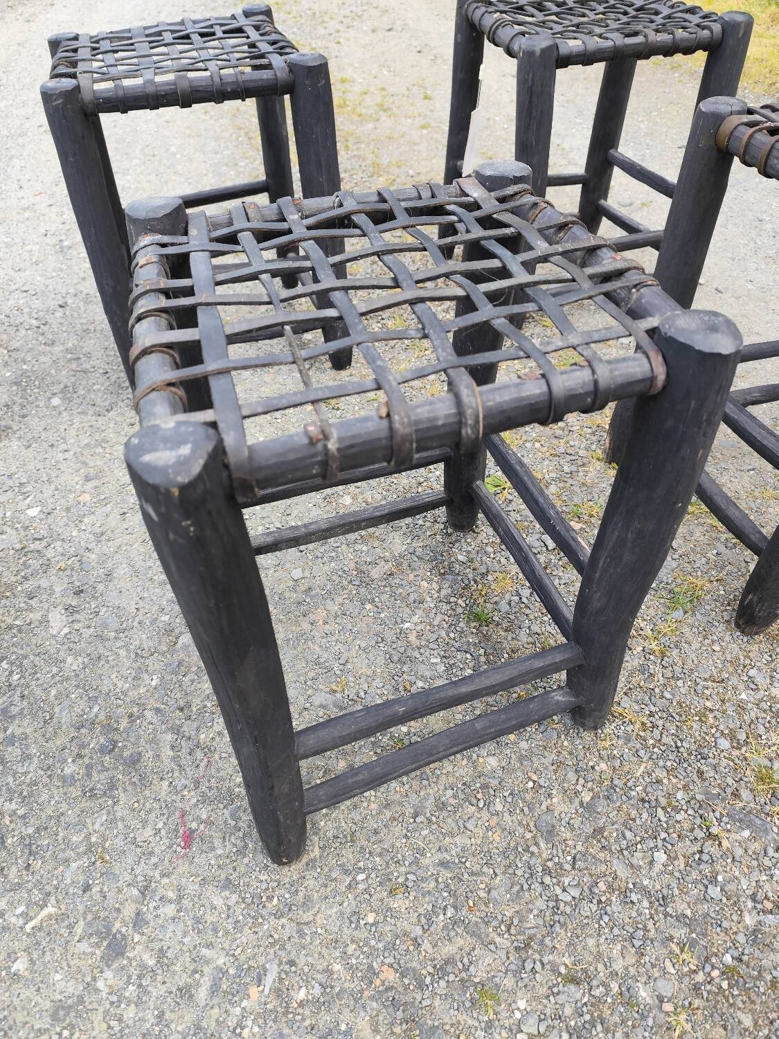 6 tabourets bois assise tressée de Cuir Nina Kaufmann