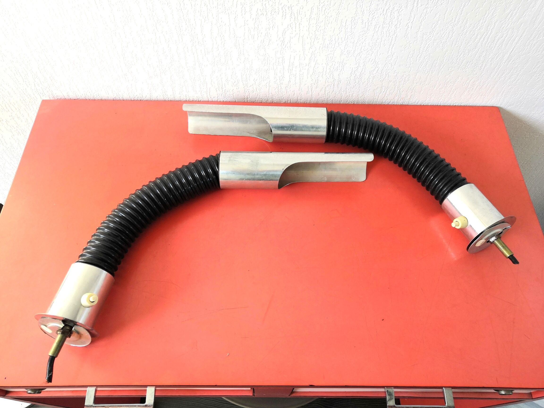 Pair of flexible hose bed lamp design 70s