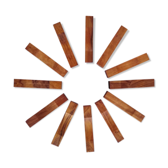 Lot de 12 porte-couteaux en bois